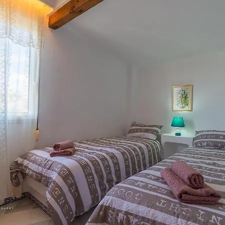 Aldea Del Mar *